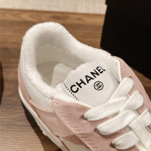 High Quality Luxury Chanel Suede Panda Shoes Casual Sneakers product detail