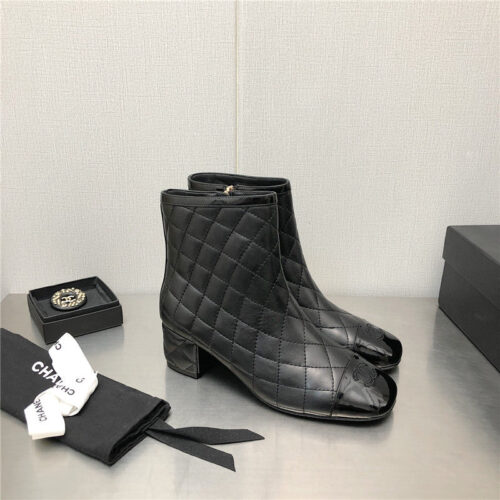 High Quality Luxury Chanel Classic Pearl Chunky Ankle Boots – Style 77574