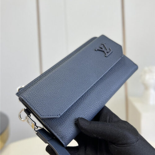 High Quality Luxury Louis Vuitton Aerogram Long Wallet alternate view