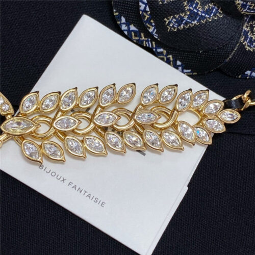High Quality Luxury Chanel Cc Wheat Horse Eye Necklace product detail