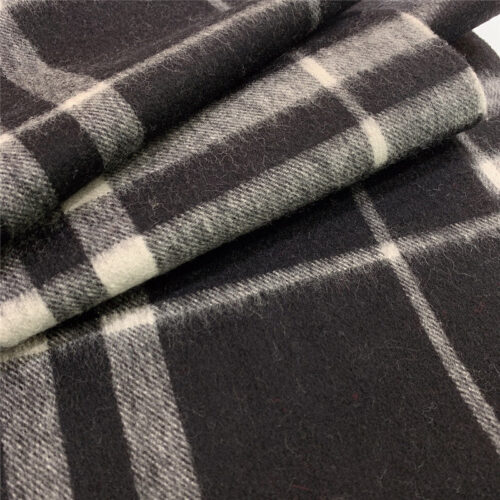 High Quality Luxury Burberry Classic Plaid Cashmere Scarf – Style 24613 product detail