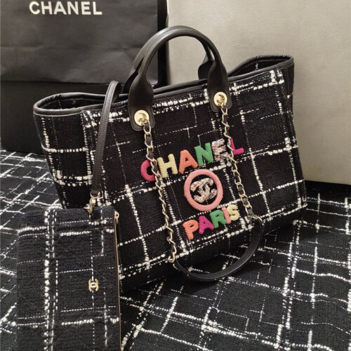 High Quality Luxury Chanel Colorful Letters Woolen Plaid Beach Bag product detail