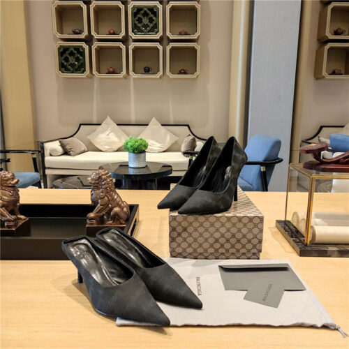 High Quality Luxury Balenciaga Pointed-Toe Stiletto Lizard Leather Pumps – Style 68675 alternate view