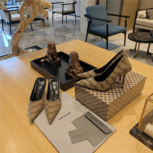 High Quality Luxury Balenciaga Pointed-Toe Stiletto Lizard Leather Pumps – Style 70371 product detail