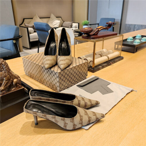 High Quality Luxury Balenciaga Pointed-Toe Stiletto Lizard Leather Pumps – Style 70371 product detail