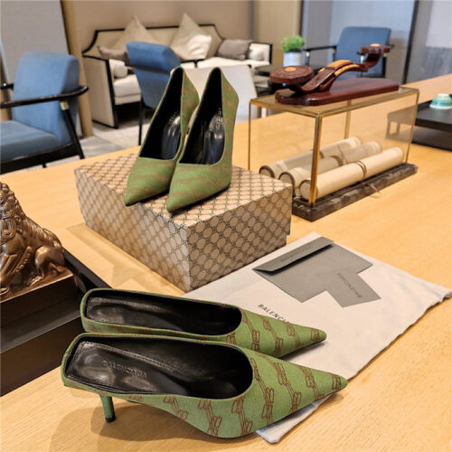 High Quality Luxury Balenciaga Pointed-Toe Stiletto Lizard Leather Pumps – Style 72067 alternate view