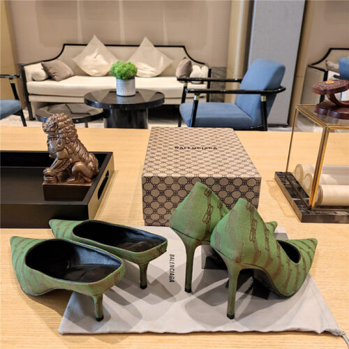 High Quality Luxury Balenciaga Pointed-Toe Stiletto Lizard Leather Pumps – Style 72067 product detail