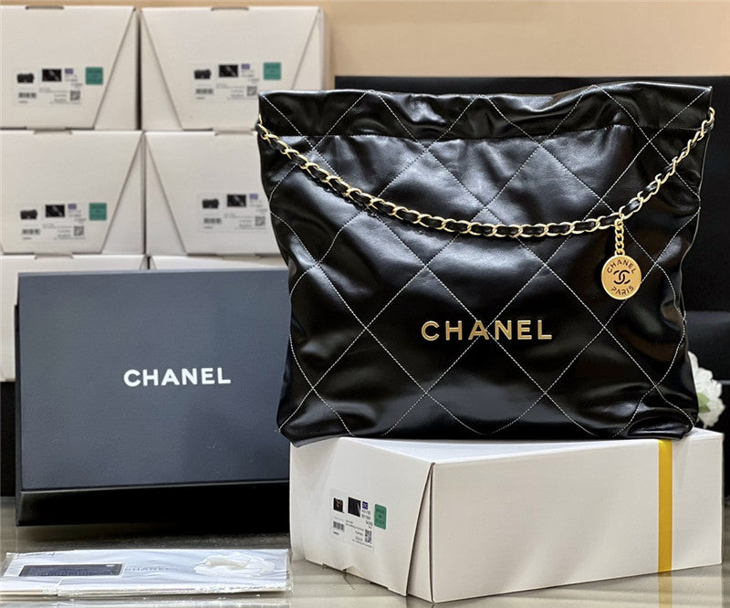 High Quality Luxury Chanel 22 Handbag Medium product detail