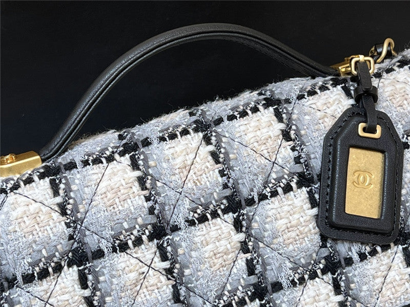 High Quality Luxury Chanel Woolen Messenger Bag product detail