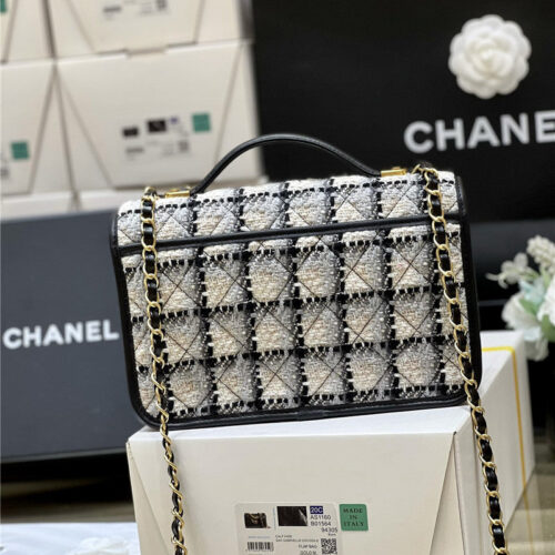 High Quality Luxury Chanel Woolen Messenger Bag alternate view