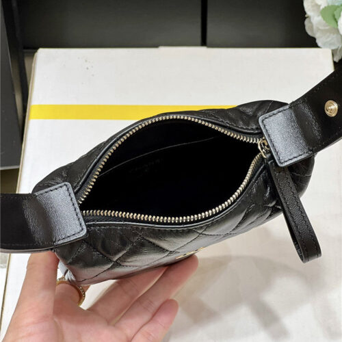 High Quality Luxury Chanel New Sheepskin Pouch product detail