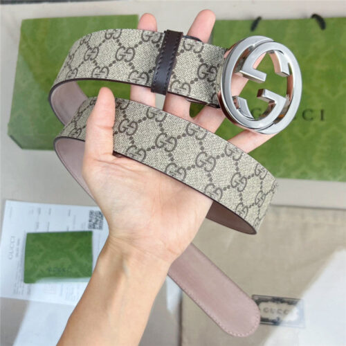 High Quality Luxury Gucci Beige GG Supreme Canvas Belt alternate view