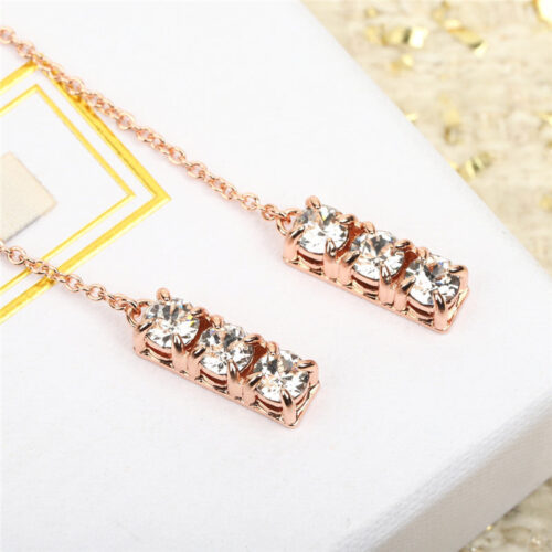 High Quality Luxury Miumiu Crystal Drill Earrings product detail