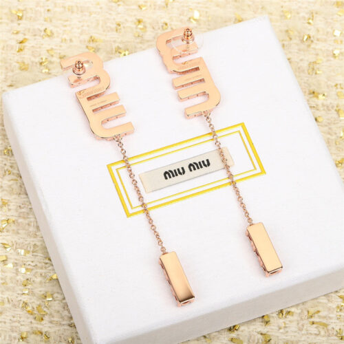 High Quality Luxury Miumiu Crystal Drill Earrings alternate view