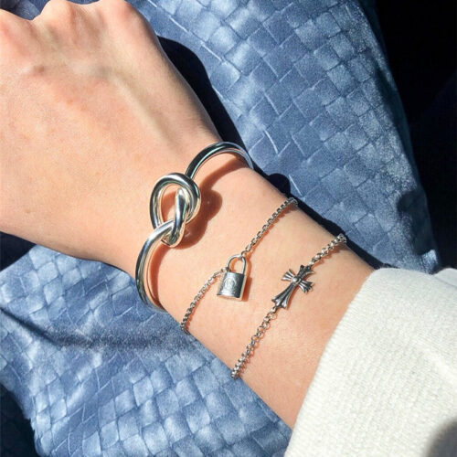 High Quality Luxury Louis Vuitton Lock Bracelet product detail
