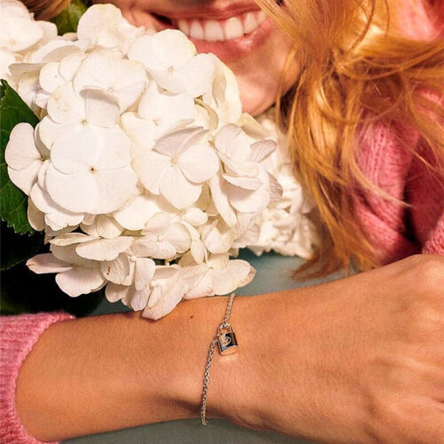 High Quality Luxury Louis Vuitton Lock Bracelet product detail