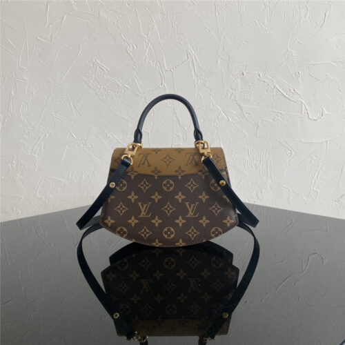 High Quality Luxury Louis Vuitton New Handbag alternate view