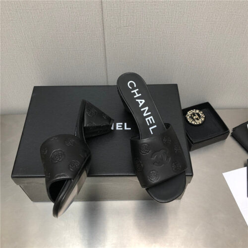 High Quality Luxury Chanel C Buckle Slippers Classic Pearl Slippers – Style 84870 product detail