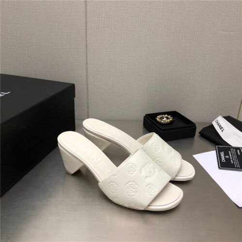 High Quality Luxury Chanel C Buckle Slippers Classic Pearl Slippers