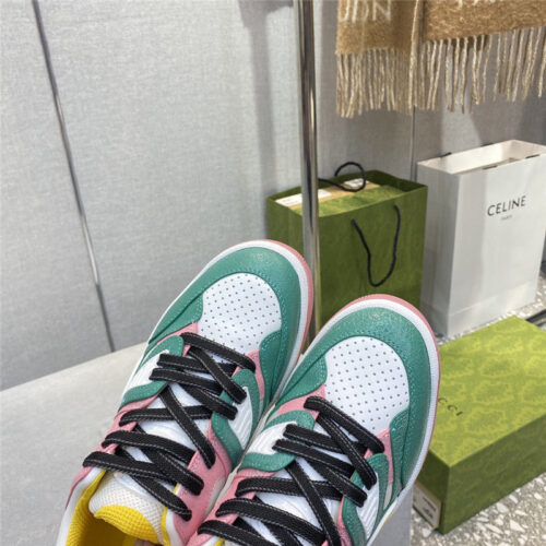 High Quality Luxury Gucci Low Couple Sneakers – Style 07507 product detail
