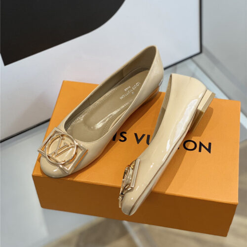 High Quality Luxury Louis Vuitton New Crystal Square Buckle Shoes alternate view
