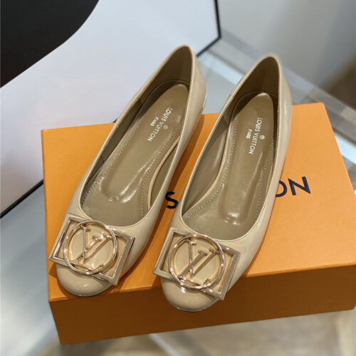High Quality Luxury Louis Vuitton New Crystal Square Buckle Shoes product detail