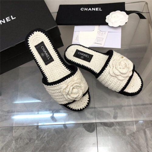 High Quality Luxury Chanel Comfortable Hook Flower Honey Slippers – Style 32870