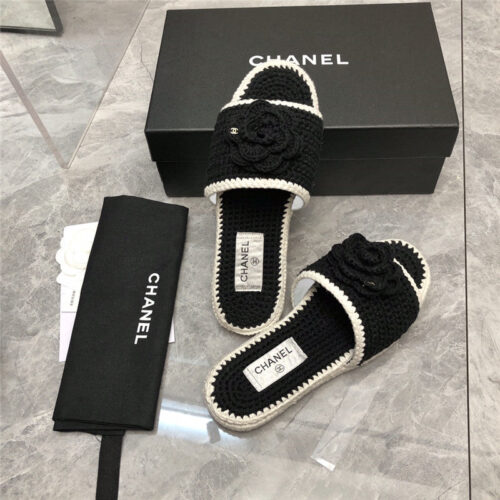 High Quality Luxury Chanel Comfortable Hook Flower Honey Slippers product detail