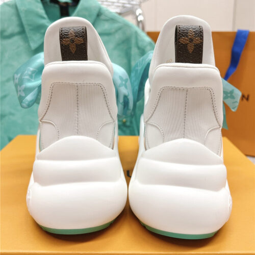 High Quality Luxury Louis Vuitton New Classic Old Shoes product detail