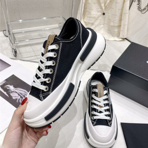 High Quality Luxury Chanel’s Latest Thick-Soled Low-Cut Biscuit Shoes product detail