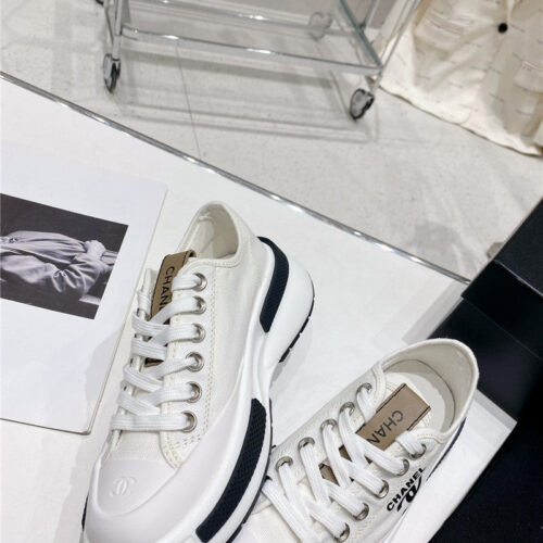 High Quality Luxury Chanel’s Latest Thick-Soled Low-Cut Biscuit Shoes – Style 11910 product detail