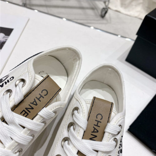 High Quality Luxury Chanel’s Latest Thick-Soled Low-Cut Biscuit Shoes – Style 11910 product detail