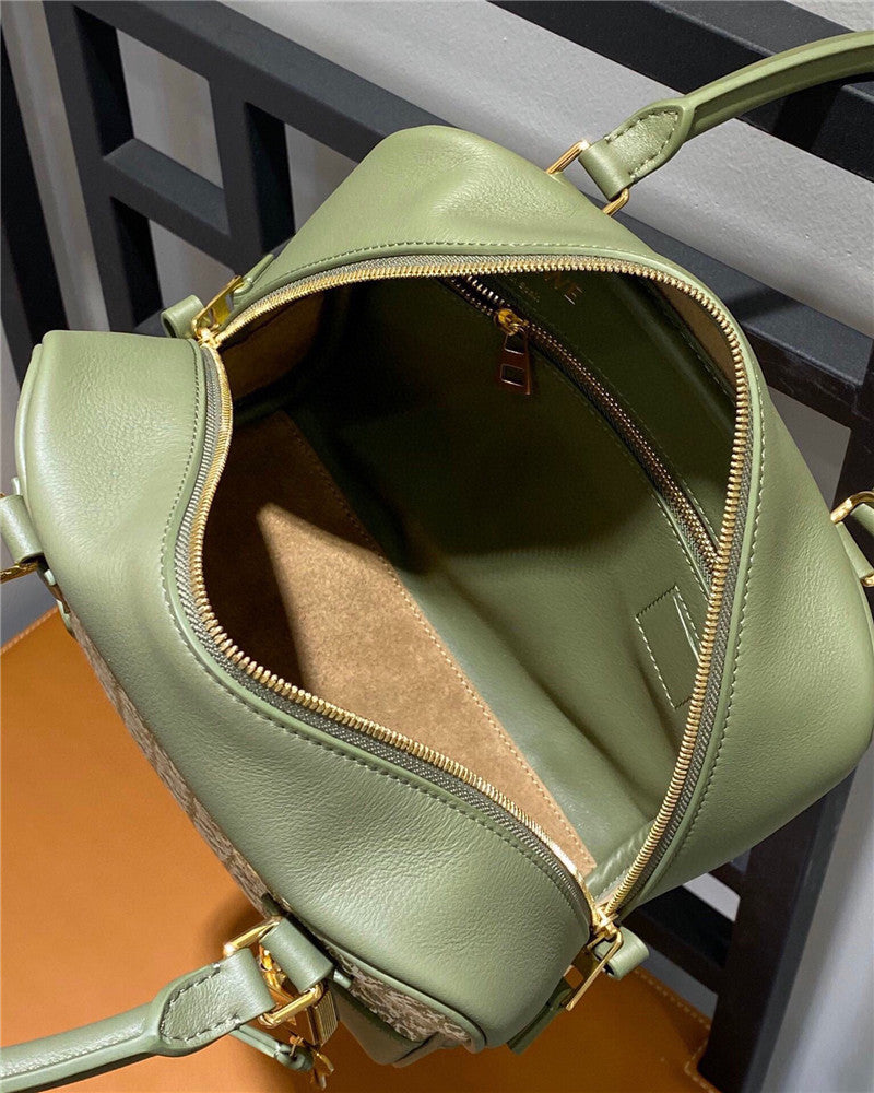 High Quality Luxury Loewe Structured Messenger Handbag – 18 Cm product detail