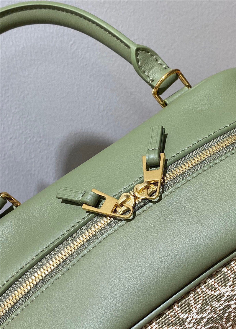 High Quality Luxury Loewe Structured Messenger Handbag – 18 Cm product detail