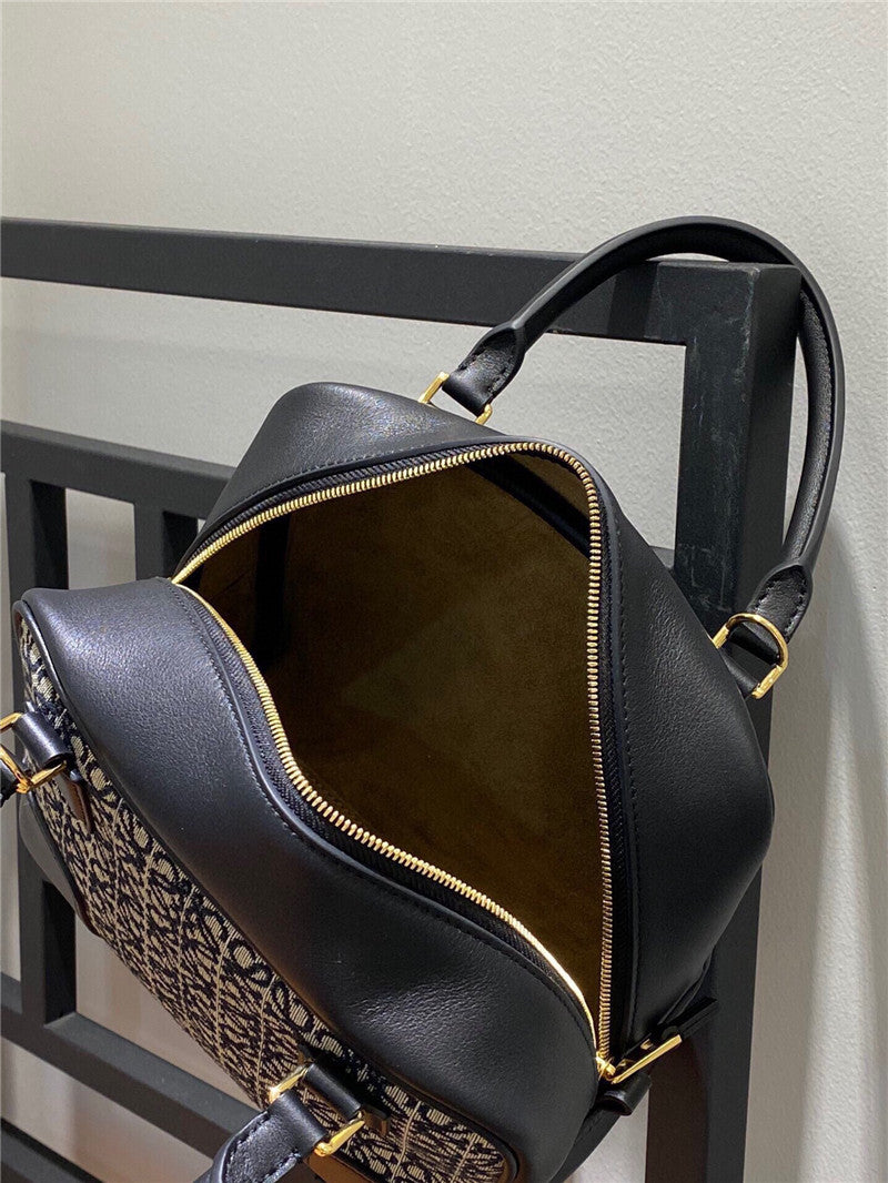 High Quality Luxury Loewe Handbag Messenger Bag product detail