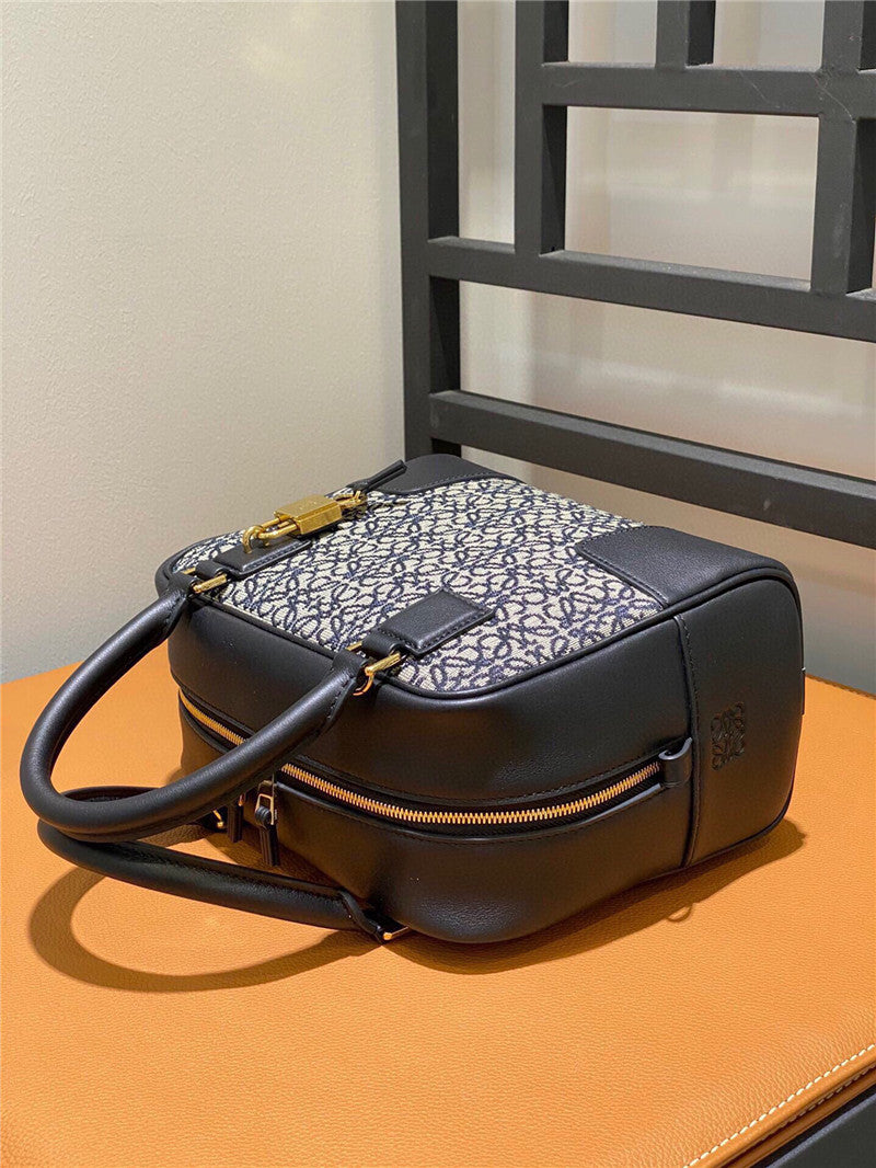 High Quality Luxury Loewe Handbag Messenger Bag product detail