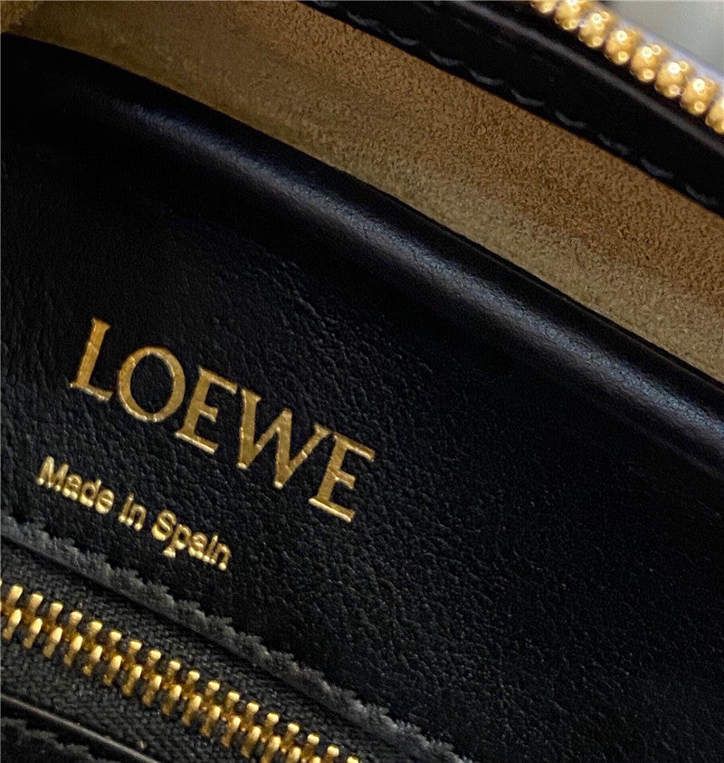 High Quality Luxury Loewe Handbag Messenger Bag product detail