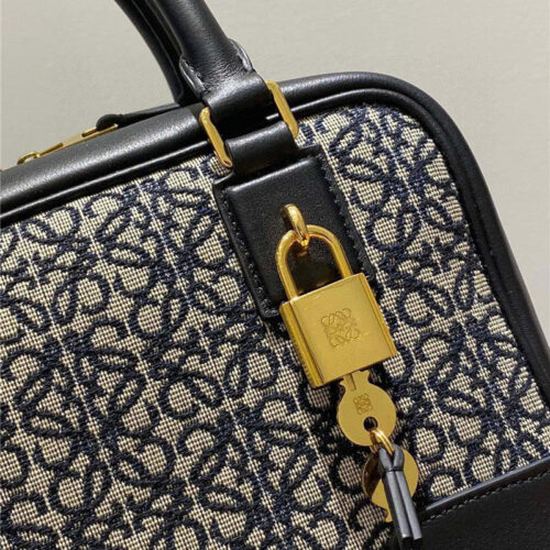 High Quality Luxury Loewe Handbag Messenger Bag product detail