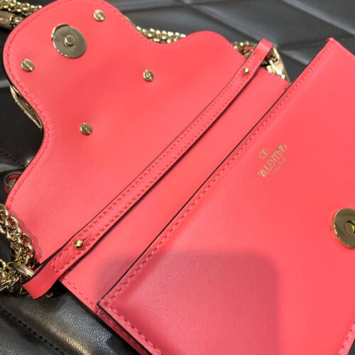 High Quality Luxury Valentino Garavani Mini Loco Bag – Style 03636 product detail