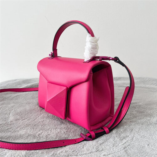 High Quality Luxury Valentino One Stud Mini Lambskin Bag – Style 03818 product detail