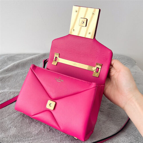 High Quality Luxury Valentino One Stud Mini Lambskin Bag – Style 03818 product detail