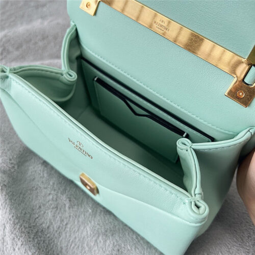 High Quality Luxury Valentino One Stud Mini Lambskin Bag – Style 03816 product detail