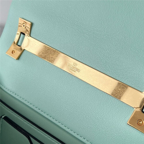 High Quality Luxury Valentino One Stud Mini Lambskin Bag – Style 03816 product detail