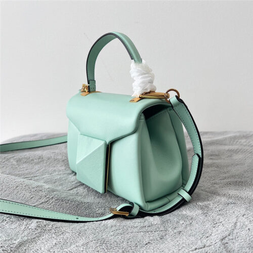 High Quality Luxury Valentino One Stud Mini Lambskin Bag – Style 03816 product detail