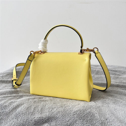 High Quality Luxury Valentino One Stud Mini Lambskin Bag – Style 03813 product detail