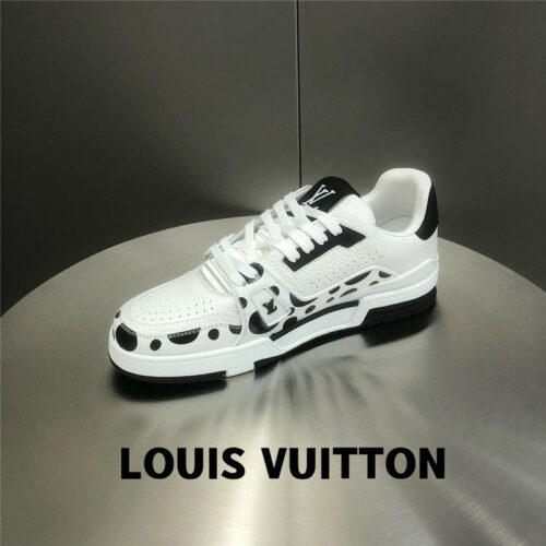 High Quality Luxury Louis Vuitton Train Sneakers – Style 32803 product detail
