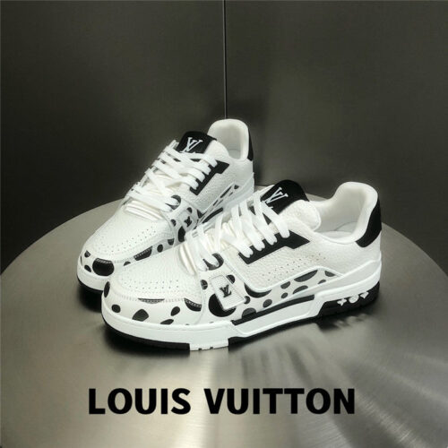 High Quality Luxury Louis Vuitton Train Sneakers – Style 32803 product detail