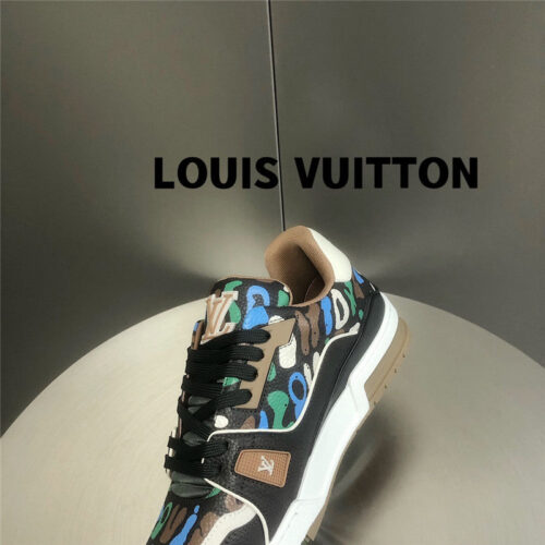 High Quality Luxury Louis Vuitton Trainer Graffiti Sneakers – Style 94947 product detail
