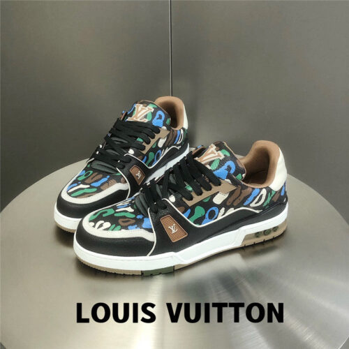 High Quality Luxury Louis Vuitton Trainer Graffiti Sneakers – Style 94947 product detail