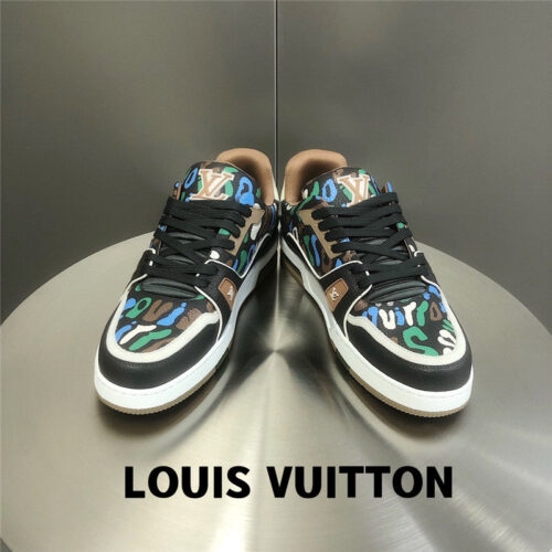 High Quality Luxury Louis Vuitton Trainer Graffiti Sneakers – Style 94947 alternate view